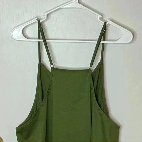 Romper Shorts Women Large Green Oversized Adjustable Straps Pockets Summer NWOT - Picture 5 of 7